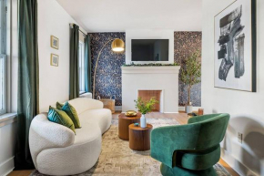 Downtown Escape: 3Br - Game/Movie room - Foosball